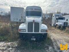 1995 KENWORTH T600 TANDEM AXLE SLEEPER TRUCK TRACTOR VIN: 1XKADB9X8SJ638745