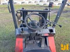 TOYOTA 4700 CUSHION TIRE FORKLIFT