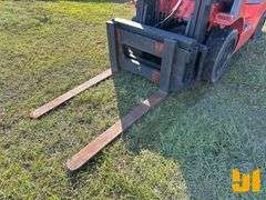 TOYOTA 4700 CUSHION TIRE FORKLIFT