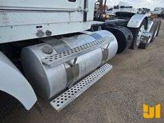 2018 KENWORTH T8 SERIES TRI AXLE DAY CAB TRUCK TRACTOR VIN: 1XKDP4EX0JR188496