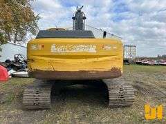 2006 DEERE 240D LC HYDRAULIC EXCAVATOR SN: FF240DX605367