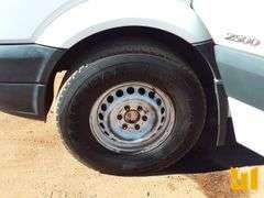 2011 MERCEDES BENZ 2500 2WD CARGO VAN VIN: WD3PE8CB6B5558527