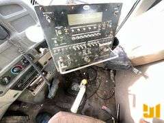 2005 STERLING TRUCK L7500 SERIES S/A ASPHALT DISTRIBUTOR TRUCK VIN: 2FZAASCS55AV42154