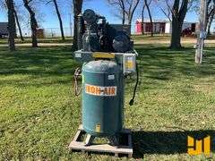 2005 IRON AIR DF410822-05V5 STATIONARY AIR COMPRESSOR SN: 566284777