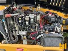 2019 CATERPILLAR TH408D 8800 LB TELESCOPIC FORKLIFT SN: TH900921