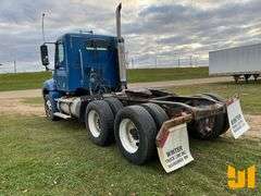 2007 FREIGHTLINER COLUMBIA TANDEM AXLE DAY CAB TRUCK TRACTOR VIN: 1FUJA6CGX7LX37768