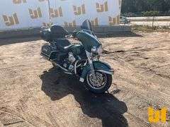 2002 HARLEY-DAVIDSON ELECTRA GLIDE CLASSIC MOTORCYCLE VIN: 1HD1FFW172Y607196