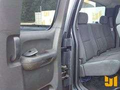 2009 CHEVROLET EXTENDED CAB 4X4 PICKUP VIN: 1GCEK19C89Z251375