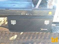 2004 CHEVROLET C5 SINGLE AXLE ROLLBACK TRUCK VIN: 1GBE5C1134F500886