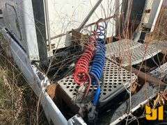 2006 KENWORTH T6 SERIES TANDEM AXLE SLEEPER TRUCK TRACTOR VIN: 1XKAD49X46R121364