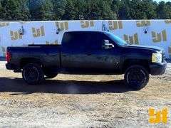 2009 CHEVROLET EXTENDED CAB 4X4 PICKUP VIN: 1GCEK19C89Z251375