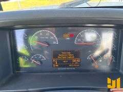 2009 VOLVO TRUCK VNL TANDEM AXLE DAY CAB TRUCK TRACTOR VIN: 4V5NC9EG69N271264