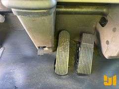 2018 KENWORTH T3 SERIES SINGLE AXLE REAR DISCHARGE MIXER TRUCK VIN: 2NKHHM6X2JM195027