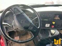 2007 INTERNATIONAL 8600 TANDEM AXLE SLEEPER TRUCK TRACTOR VIN: 1HSHXAHR27J552618