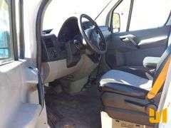 2011 MERCEDES BENZ 2500 2WD CARGO VAN VIN: WD3PE8CB6B5558527