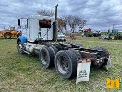 2000 KENWORTH T800B TANDEM AXLE DAY CAB TRUCK TRACTOR VIN: ***853146