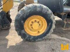 2005 CATERPILLAR TH350B 6000 LB TELESCOPIC FORKLIFT SN: CATTH350KSLD01405