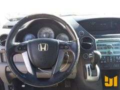 2011 HONDA PILOT VIN: 5FNYF4H52BB073772