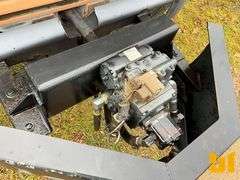 1994 FORD F-800 S/A ASPHALT DISTRIBUTOR TRUCK VIN: 1FDYK84E4RVA07420