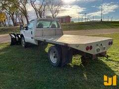 1999 FORD F-450 SINGLE AXLE REGULAR CAB 4X4 FLATBED TRUCK VIN: 1FDXF46F5XEA34055