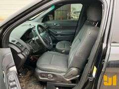 2017 FORD EXPLORER VIN: 1FM5K8ARXHGB93364 AWD