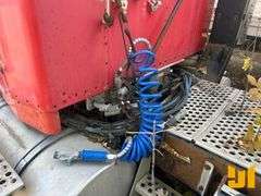 1995 KENWORTH T800 TANDEM AXLE DAY CAB TRUCK TRACTOR VIN: 2XKDDB9XXSM661840