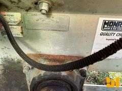 MONROE MSV-156-80-62-MN SALT AND SAND SPREADER SN: 10-11-7442