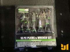 UNUSED CRAFTSMAN ROLLING TOOL CABNET WITH POWER STRIP