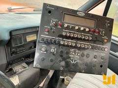 1994 FORD F-800 S/A ASPHALT DISTRIBUTOR TRUCK VIN: 1FDYK84E4RVA07420