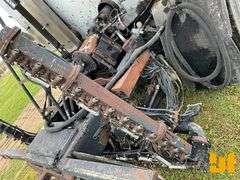 2005 STERLING TRUCK L7500 SERIES S/A ASPHALT DISTRIBUTOR TRUCK VIN: 2FZAASCS55AV42154