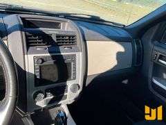 2008 MERCURY MARINER SUV VIN: 4M2CU911X8KJ54593