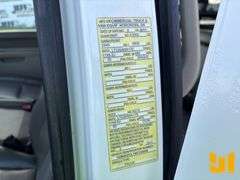 2011 CHEVROLET SILVERADO SINGLE AXLE CREW CAB 4X4 FLATBED TRUCK VIN: 1GB4KZCL7BF235859