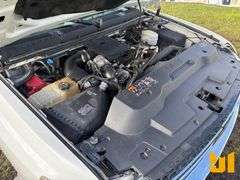 2011 CHEVROLET SILVERADO SINGLE AXLE CREW CAB 4X4 FLATBED TRUCK VIN: 1GB4KZCL7BF235859