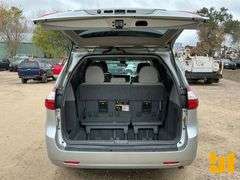 2019 TOYOTA SIENNA VIN: 5TDJZ3DC6KS220999 AWD