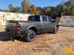 2024 RAM 2500 REBEL CREW CAB 4X4 PICKUP VIN: 3C6UR5EL1RG110935