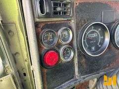 2003 KENWORTH T800 TRI-AXLE DUMP TRUCK VIN: 1NKDXUEXX3J383453