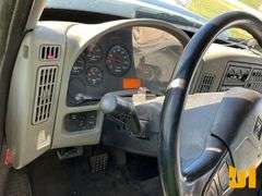 2013 INTERNATIONAL SF625 T/A DIGGER DERRICK TRUCK TEREX COMMANDER C4050 VIN: 1HTWGAZR8DJ353442