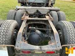 2007 VOLVO VN TANDEM AXLE TRUCK TRACTOR VIN: 4V4NC9GH47N453519