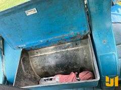 FORD 7910-4RM 4X4 TRACTOR W/ LOADER SN: BA06808