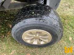 2019 EZ GO RXV GOLF CART SN: 5508628