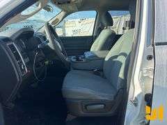 2019 RAM 1500 CREW CAB 4X4 PICKUP VIN: 1C6RR7FT2KS619429