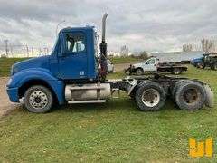 2007 FREIGHTLINER COLUMBIA TANDEM AXLE DAY CAB TRUCK TRACTOR VIN: 1FUJA6CG17LX37769