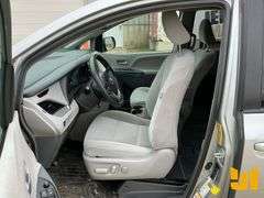 2019 TOYOTA SIENNA VIN: 5TDJZ3DC6KS220999 AWD