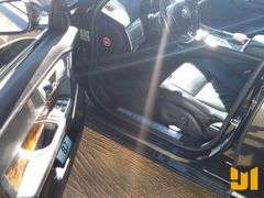 2013 JAGUAR XF VIN: SAJWA0E78D8S71670