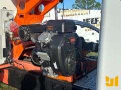 2018 KENWORTH T3 SERIES SINGLE AXLE REAR DISCHARGE MIXER TRUCK VIN: 2NKHHM6X2JM195027