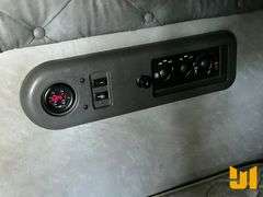 2014 MACK CXU (PINNACLE) TANDEM AXLE TRUCK TRACTOR VIN: 1M1AW07Y7EM040686