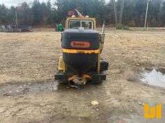 TRACKLESS VEHICLES SIDE WALK MACHINE