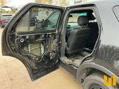 2016 FORD EXPLORER VIN: 1FM5K8AR6GGD16558 AWD