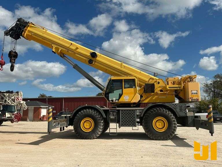 2014 GROVE RT 890E ROUGH TERRAIN CRANE SN: 234749