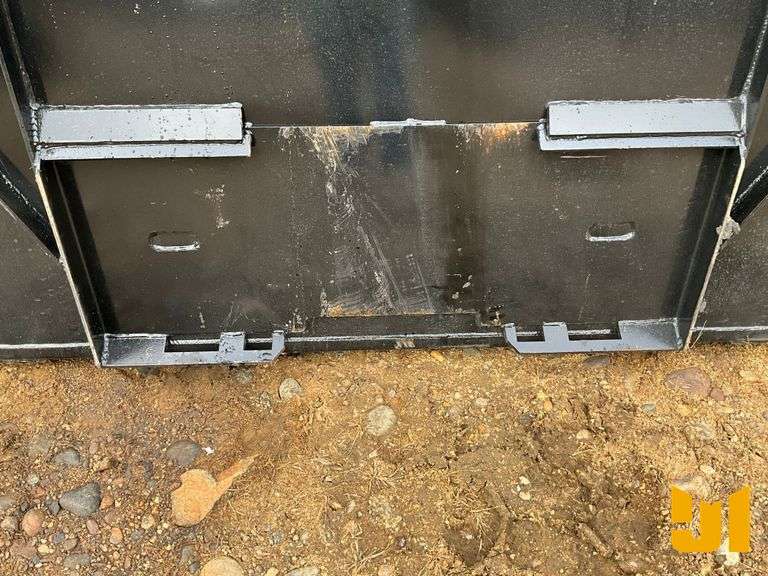 UNUSED KC 102” OVERSIZED LIGHT MATERIAL BUCKET